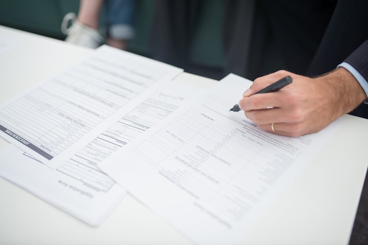 Understanding how to register a company in the US is key to ensure all necessary paperwork is completed.